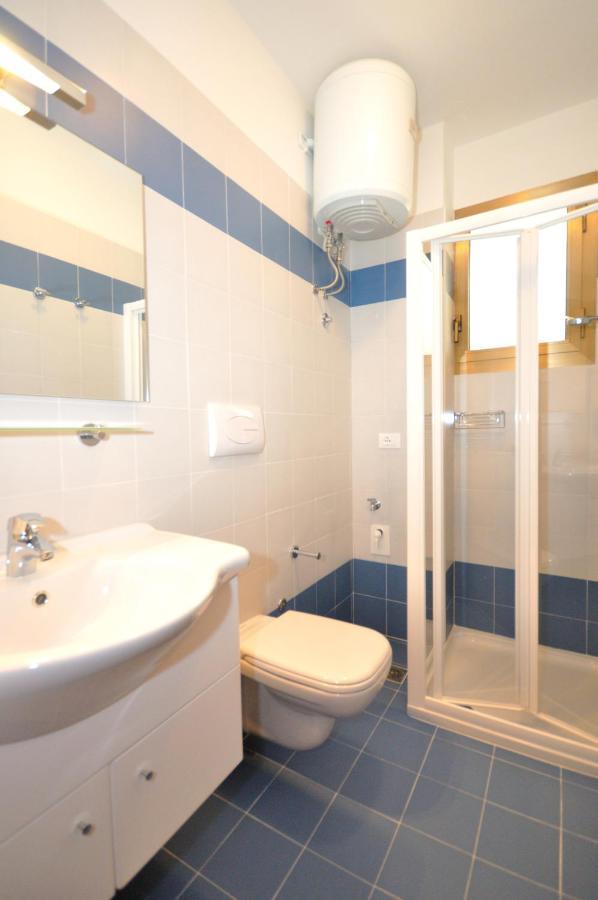Condominio Tiziano B Bibione Buitenkant foto
